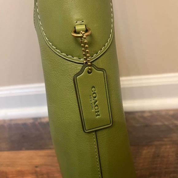 Coach Brooklyn 28 Dark Lime - Picture 5 of 11